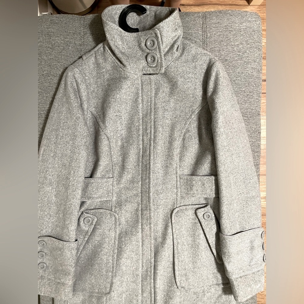 NWOT Pudding Women coat